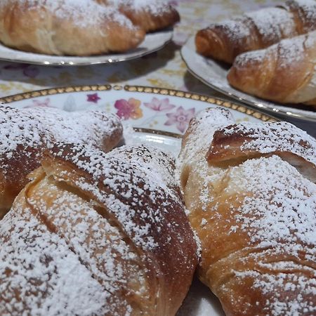 Su Fassoi Cabras Bed & Breakfast Bagian luar foto