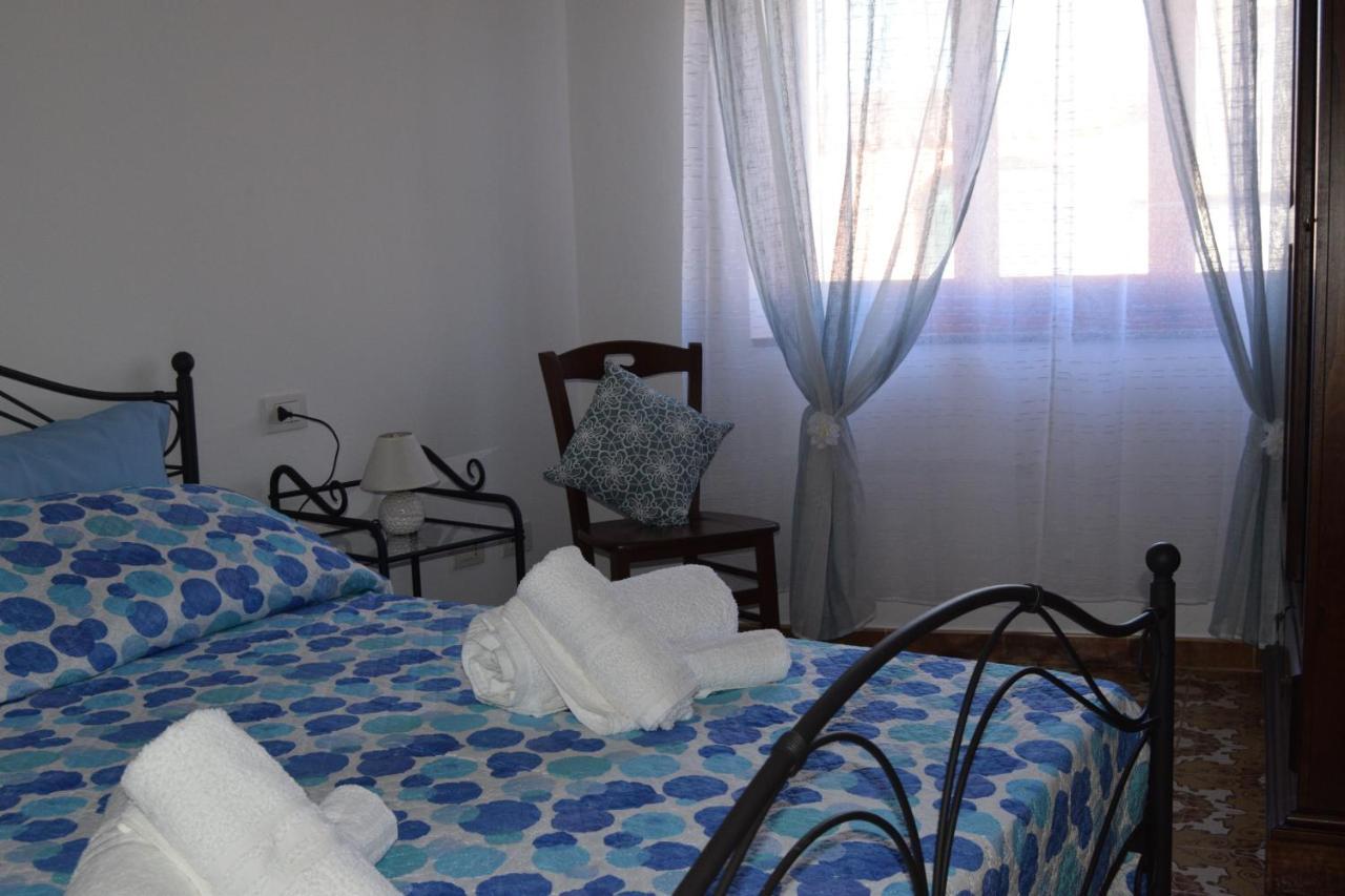 Su Fassoi Cabras Bed & Breakfast Bagian luar foto